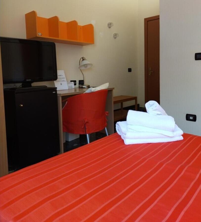 Accanto Al Centro B&B Prato  Exterior foto