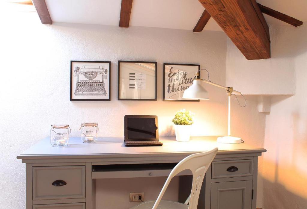 Accanto Al Centro B&B Prato  Exterior foto